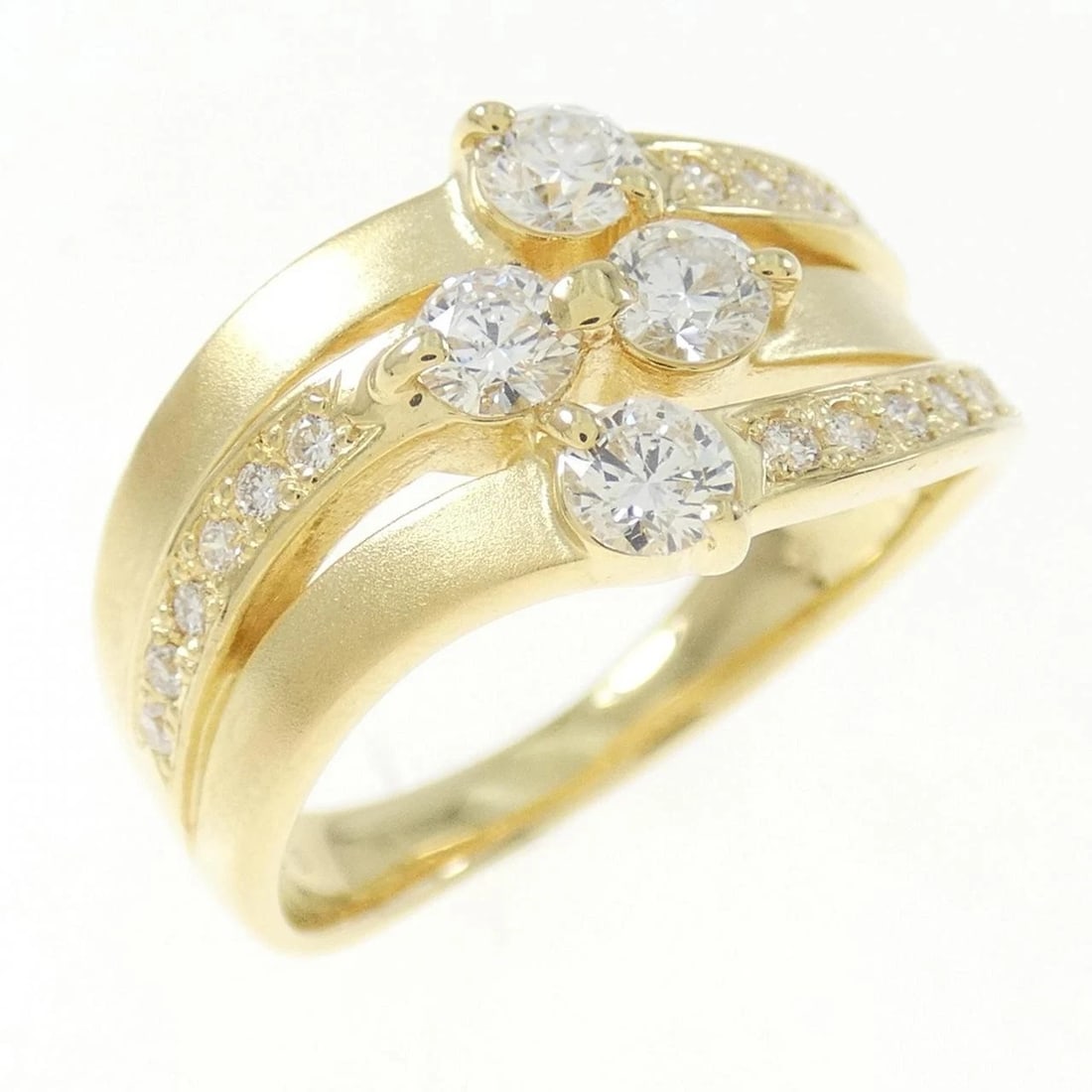 K18YG DIAMOND RING: K18YG Diamond Ring Brand: Unbranded Type: Diamond Ring Material: K18 yellow gold, Main Stone/Creation Natural Color: Yellow Gold Size: US6 Accessories: None Accessories Notice: When