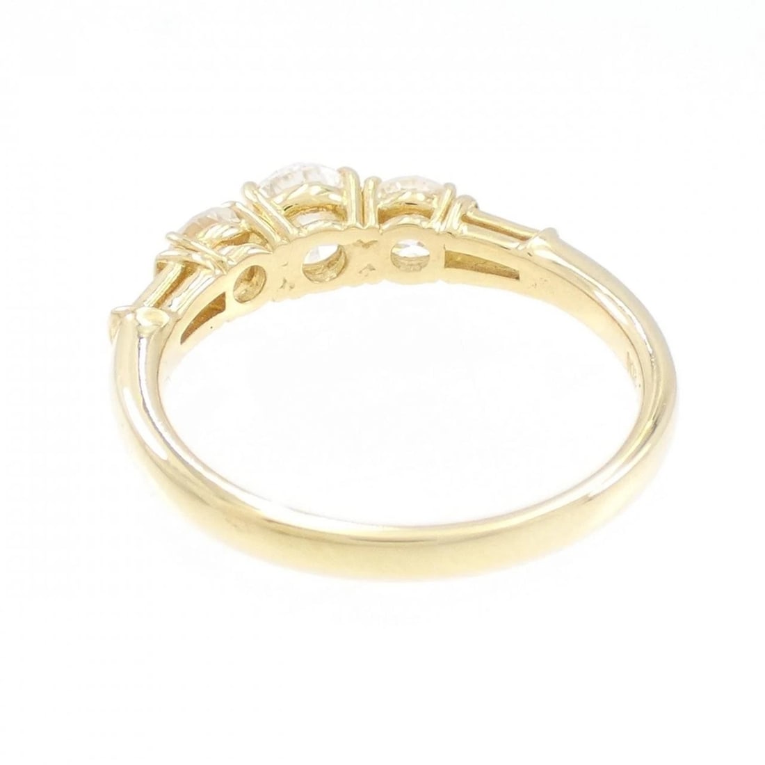 K18YG DIAMOND RING: K18YG Diamond Ring Brand: Unbranded Type: Diamond ring Material: K18 yellow gold, Main Stone/Creation Natural Color: Yellow Gold Size: US5 1/2 Accessories: None Accessories Notice: When