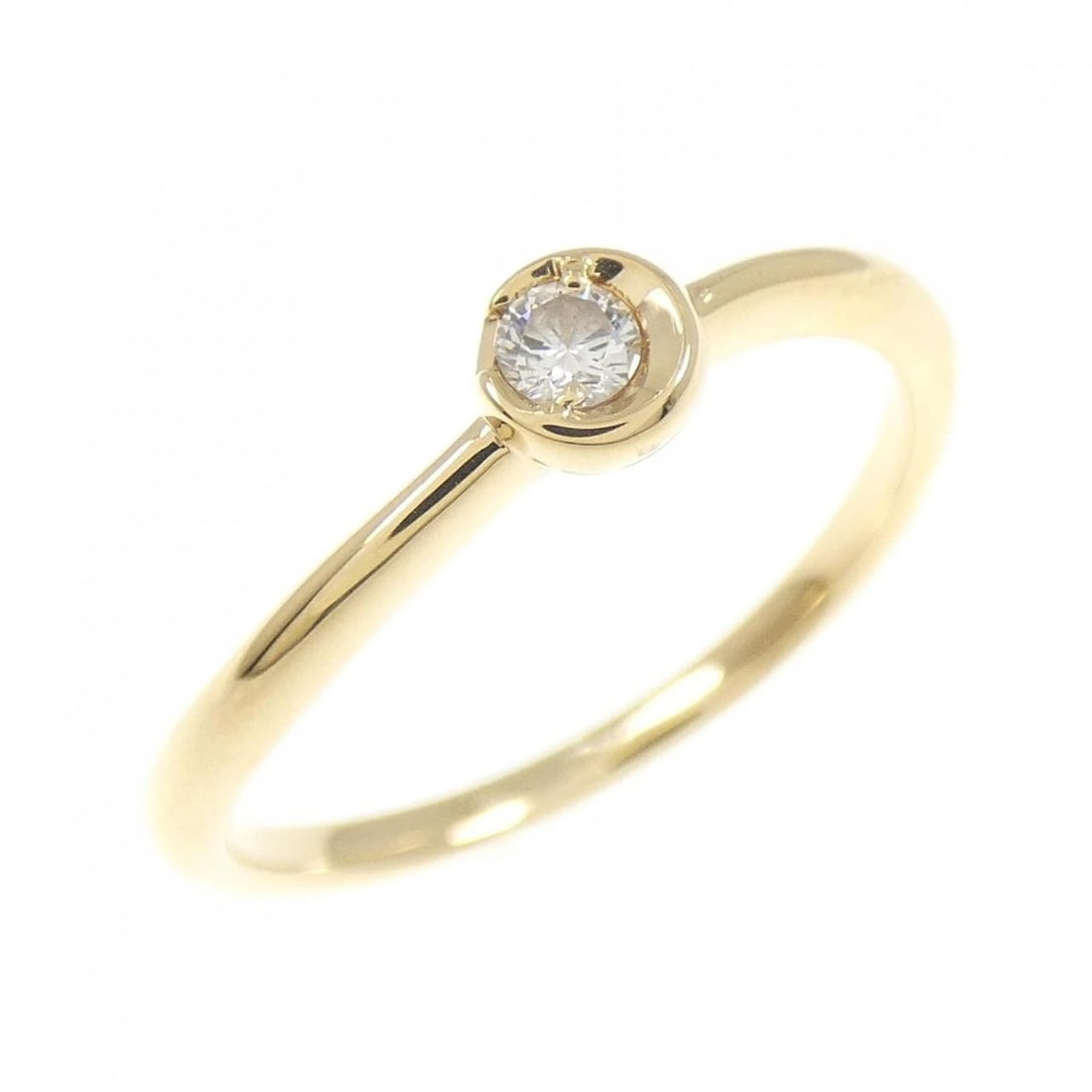 STAR JEWELRY DIAMOND RING: Star Jewelry Diamond Ring Brand: STAR JEWELRY Type: Star Jewelry Ring Material: K18 yellow gold, Main Stone/Creation Natural Color: Yellow Gold Size: US5 Accessories: None Accessories Notice: