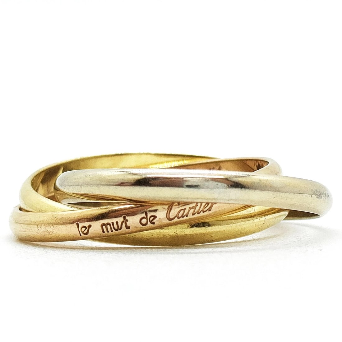 CARTIER RING TRINITY GOLD YELLOW GOLD WHITE GOLD: Cartier Ring Trinity Gold Yellow Gold White gold Brand: Cartier Type: Ring Material: Gold, Color: Yellow Gold Size: US 5 3/8 Accessories: None Accessories Notice: When purchasing pre-owned