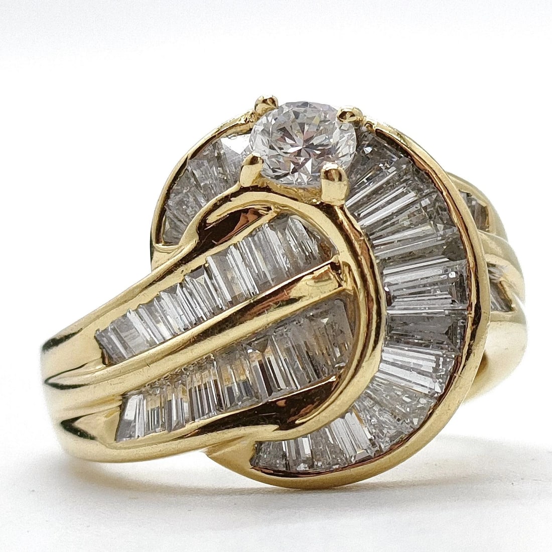 JEWELRY RING NATURAL DIAMOND GOLD (1 of 3)