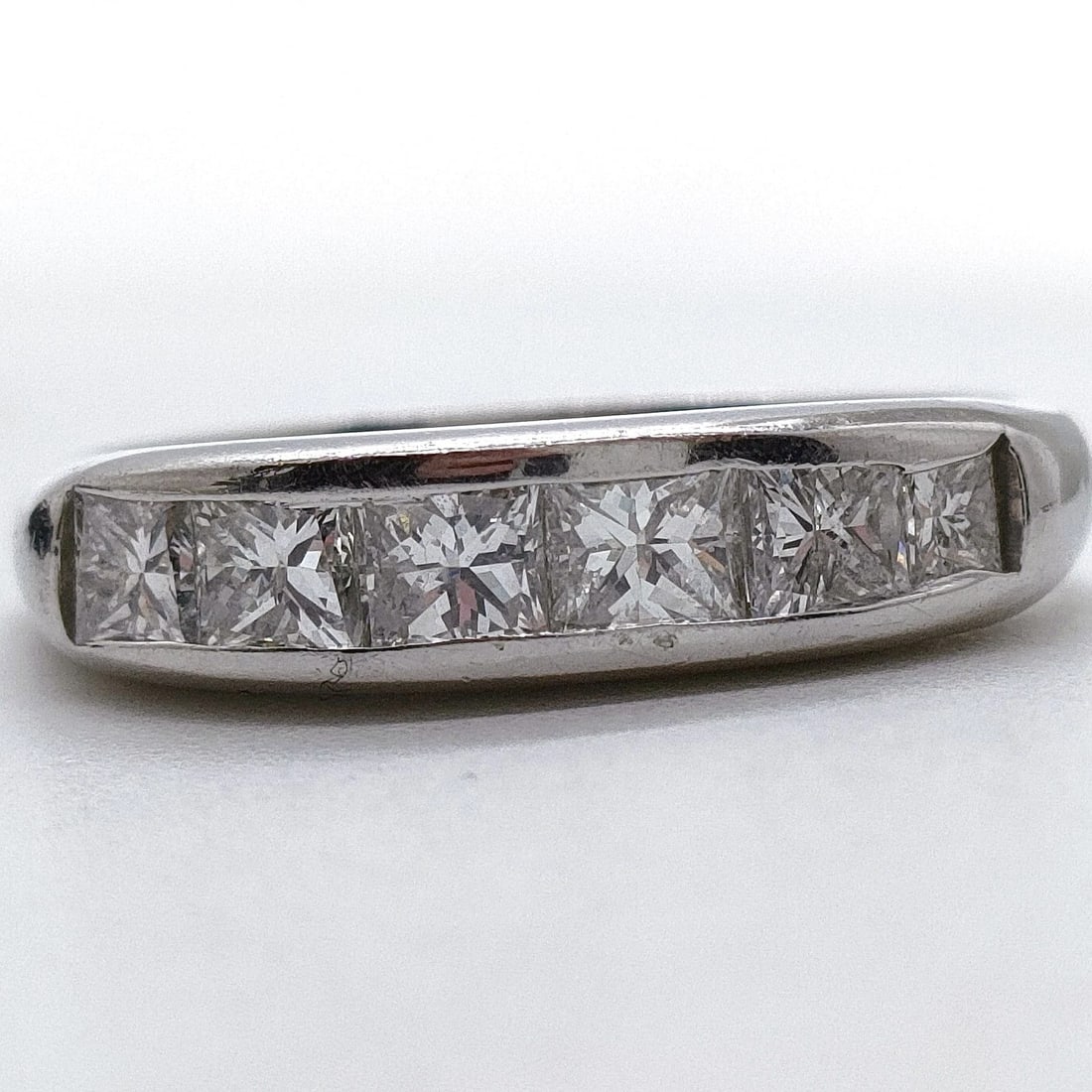 JEWELRY RING NATURAL DIAMOND PLATINUM (1 of 2)