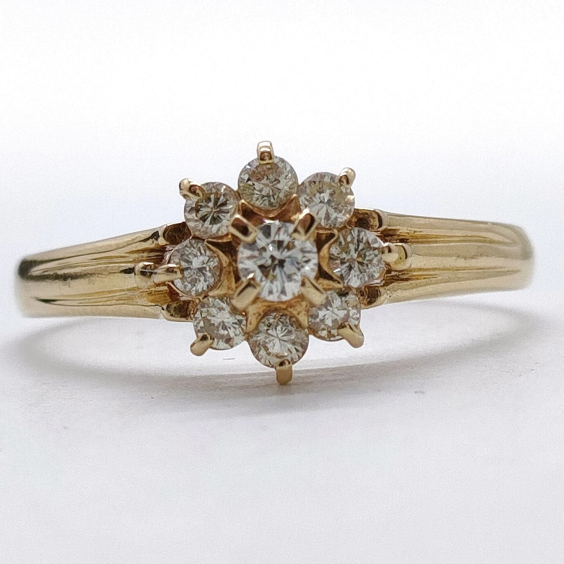 JEWELRY RING NATURAL DIAMOND GOLD: Jewelry Ring Natural Diamond Gold Brand: Unbranded Type: Ring Material: Gold, Color: Yellow Gold Size: US 8 3/4 Accessories: None Accessories Notice: When purchasing pre-owned goods, pleas