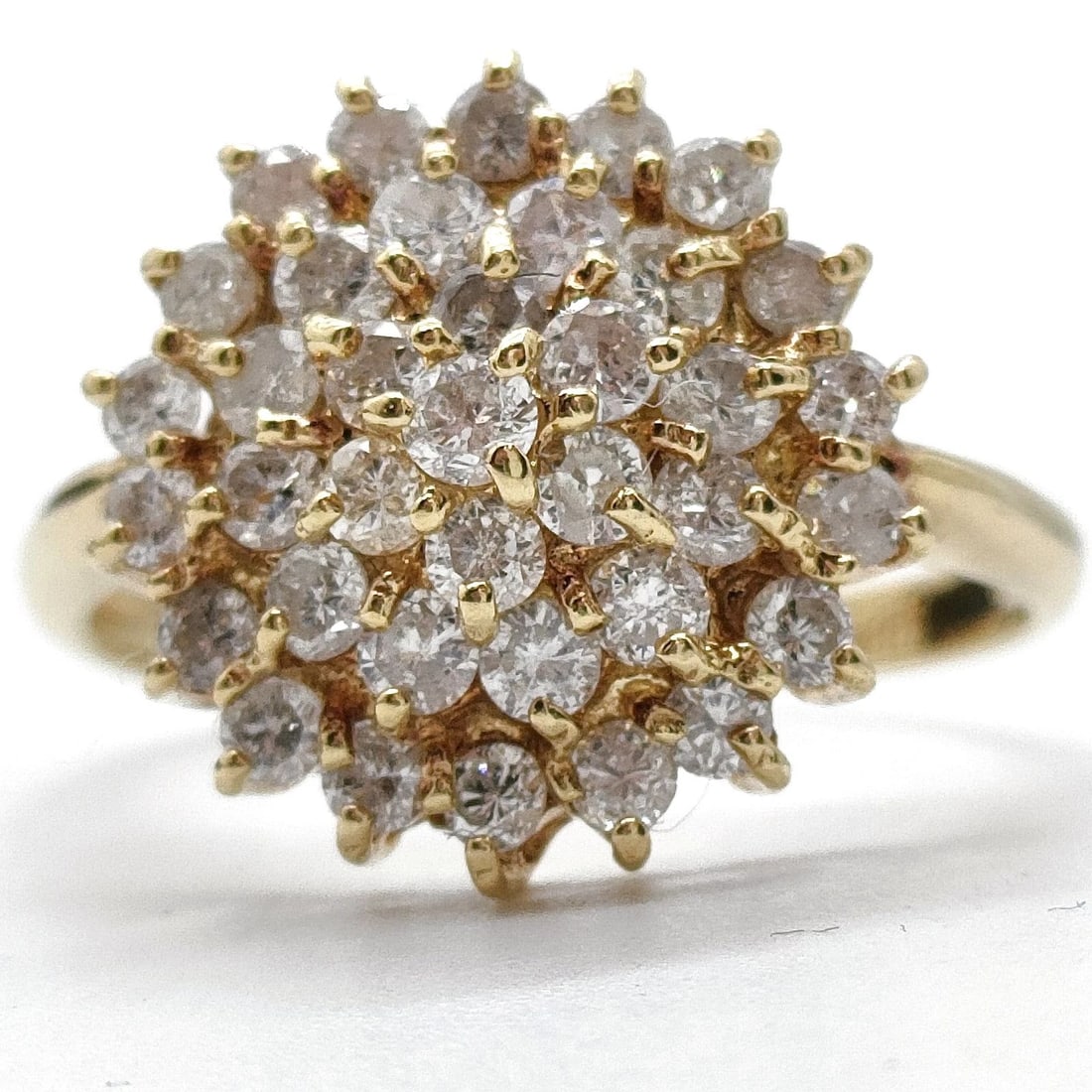 JEWELRY RING NATURAL DIAMOND GOLD: Jewelry Ring Natural Diamond Gold Brand: Unbranded Type: Ring Material: Gold, Color: Yellow Gold Size: US 5 3/4 Accessories: None Accessories Notice: When purchasing pre-owned goods, pleas