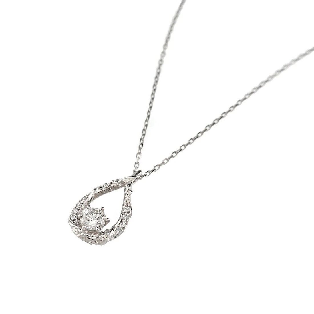 K.UNO DIAMOND DIAMOND NECKLACE: K.UNO Diamond Diamond Necklace Brand: K.UNO Type: Necklace Material: Platinum, Color: Platinum Size: internal circumference of the chain:15.7inch to 14.6inch Top Charm:W9.5x H16.6mm(full