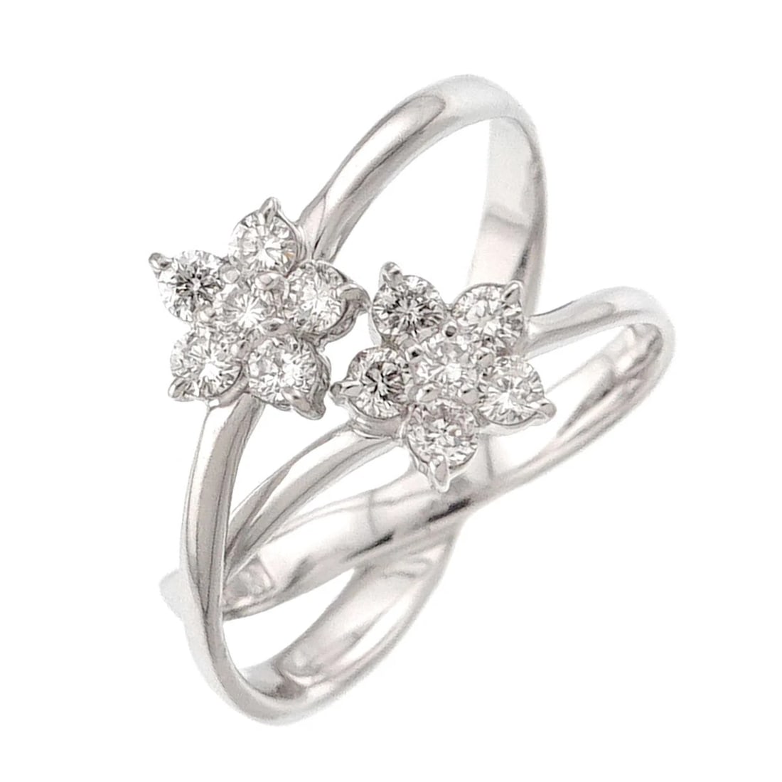 PONTE VECCHIO DIAMOND RING 18K WG: Ponte Vecchio Diamond Ring 18K WG Brand: Ponte Vecchio Type: Ring Material: 18K White Gold, Color: White Gold Size: 5.75-6(US) Accessories: None Accessories Notice: When purchasing pre-own