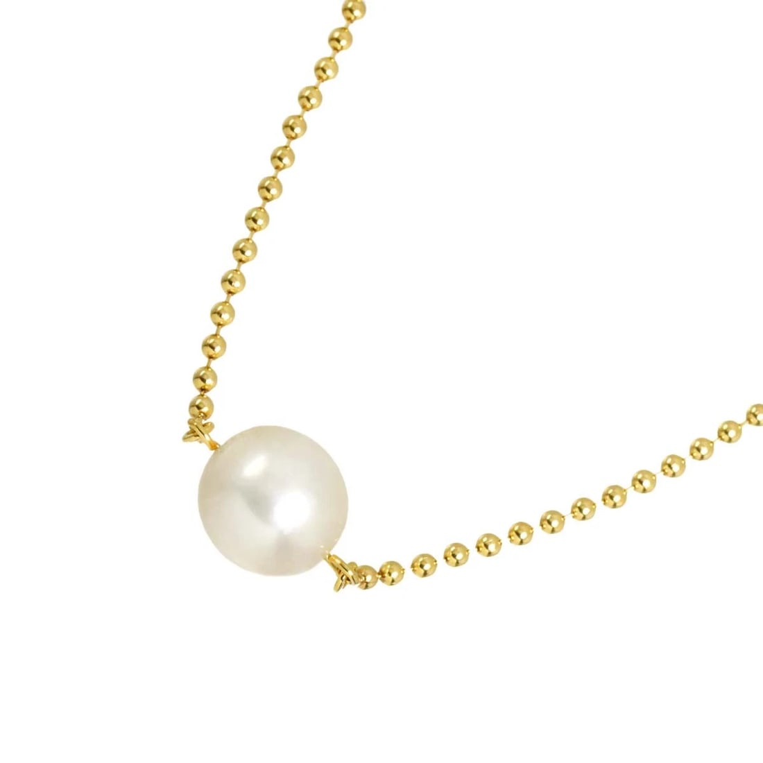 MIKIMOTO AKOYA PEARL NECKLACE: MIKIMOTO Akoya Pearl Necklace Brand: MIKIMOTO Type: Necklace Material: 18K Yellow Gold, Main Stone/Creation Akoya Pearl Color: Yellow Gold Size: Size internal circumference of the chain: