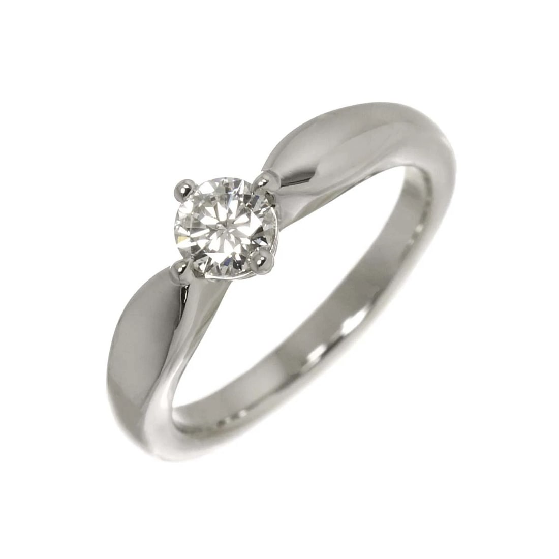 BVLGARI DIAMOND RING: BVLGARI Diamond Ring Brand: BVLGARI Type: Ring Material: Pt Platinum, Color: Platinum Size: 4-4.5(US) Accessories: None Accessories Notice: When purchasing pre-owned goods, please refer to