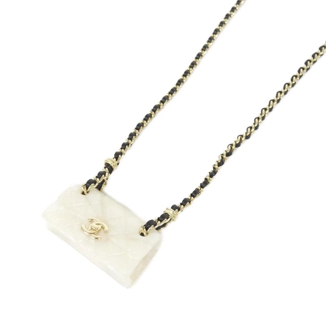CHANEL NECKLACE: Chanel Necklace Brand: CHANEL Type: Necklace Material: Calfskin, Color: WHITE+BLACK (White + Black) / GOLD (Gold) Metal Size: Length: 78-84cm Top width x height: 4cmx2.2cm Accessories: None