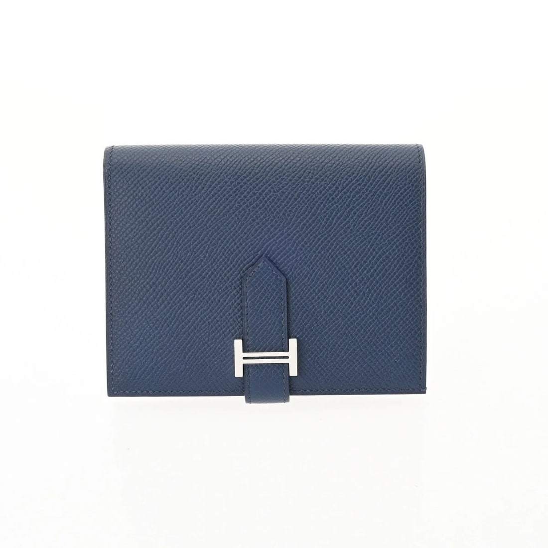 HERMES BEAN COMPACT VEAU EPSOM BLUE NAVY UNISEX BIFOLD WALLET: HERMES Bean compact Veau Epsom Blue navy unisex Bifold Wallet Brand: HERMES Type: Bifold Wallet Material: Veau Epsom Color: Blue navy × SilverMetal Size: H:about 3.7inch W:about 4.7inch Accessor