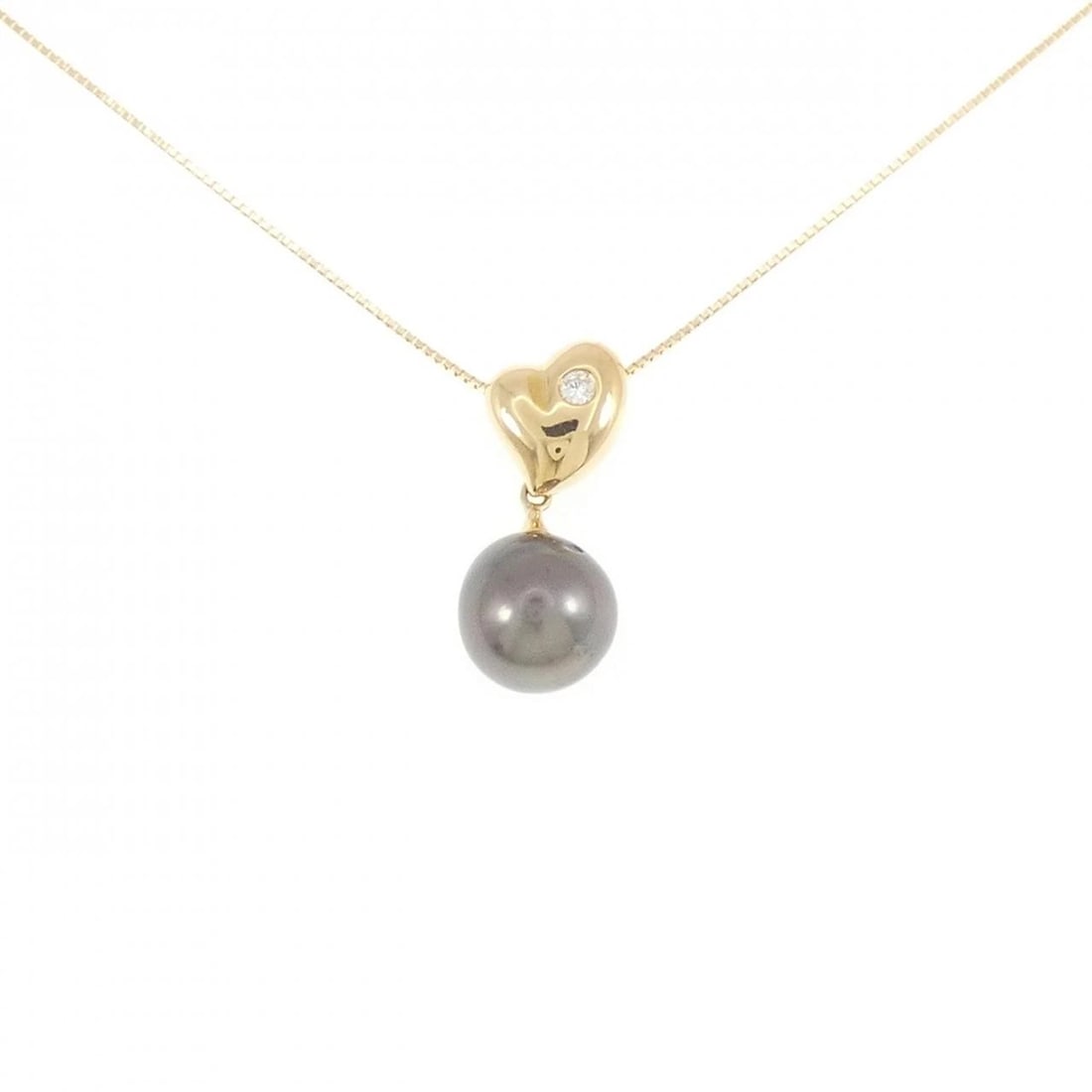 K18YG BLACK PEARL NECKLACE: K18YG Black pearl Necklace Brand: Unbranded Type: Black pearl Necklace Material: K18 yellow gold, Main Stone/Creation Natural Color: yELLOW GOLD Size: 45CMActual Size Pendant length approx. x