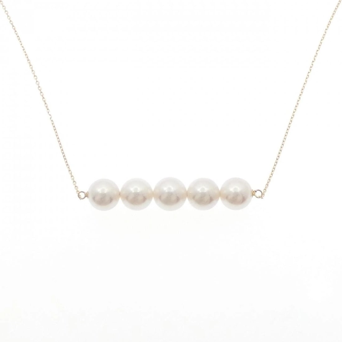 K18YG AKOYA PEARL NECKLACE: K18YG Akoya Pearl Necklace Brand: Unbranded Type: Akoya Pearl Necklace Material: K18 yellow gold, Main Stone/Creation Akoya Pearl Color: yELLOW GOLD Size: 44cmActual Size Pendant length