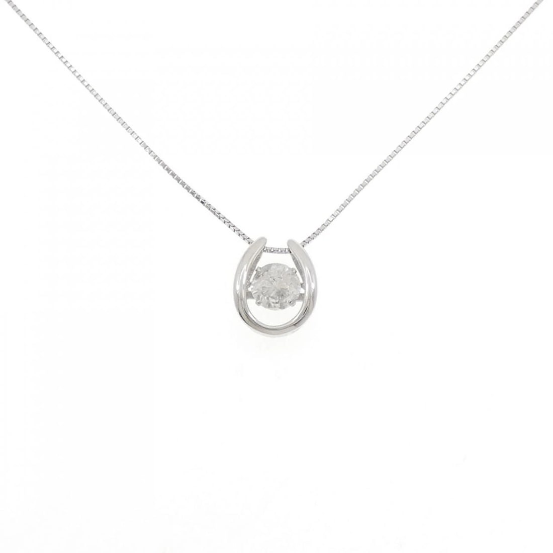 PT900/PT850 DIAMOND NECKLACE: PT900/PT850 Diamond Necklace Brand: Unbranded Type: Diamond Necklace Material: Platinum900/Platinum850, Main Stone/Creation Natural Color: Silver Size: 45cmActual Size Pendant length approx. x