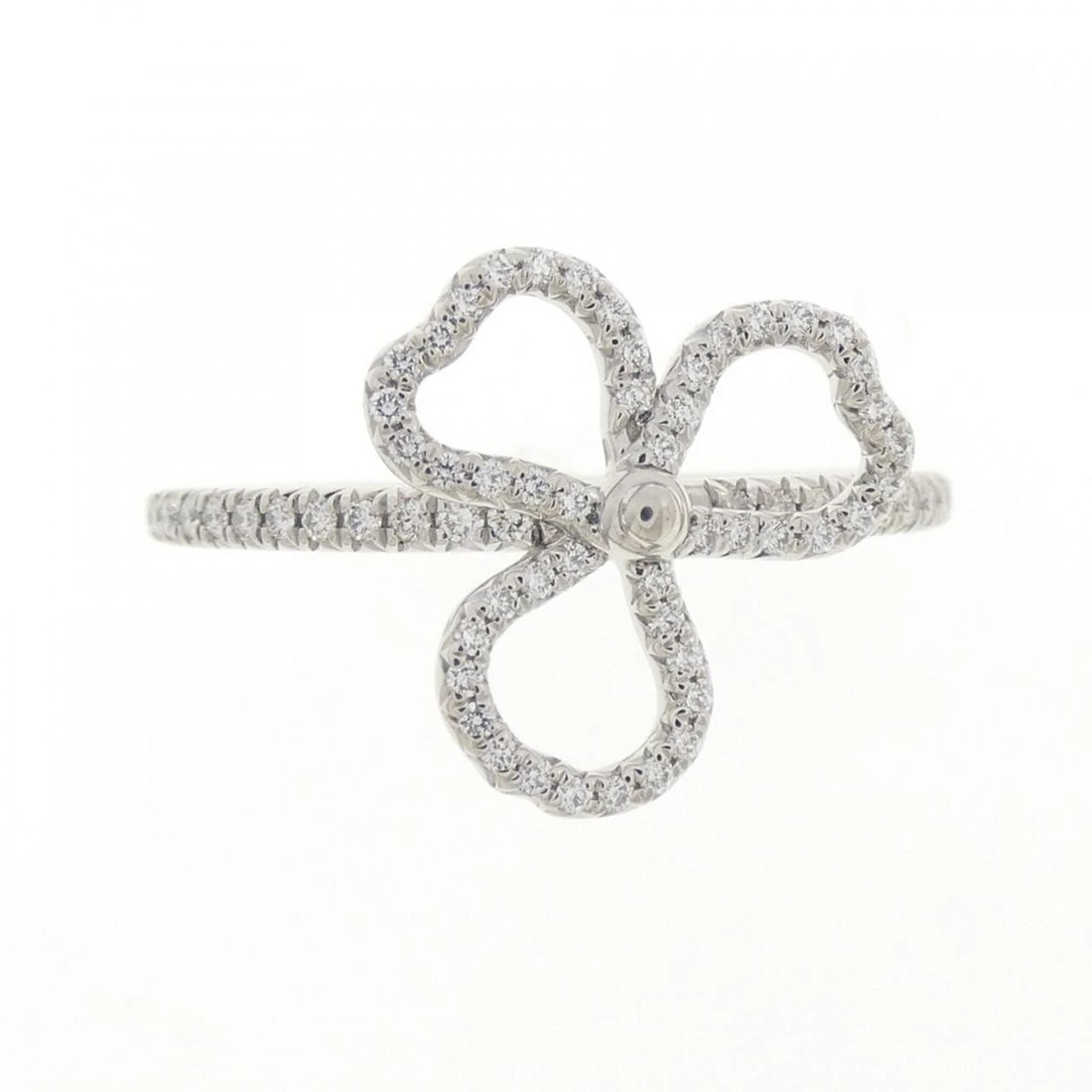 TIFFANY&CO. OPEN FLOWER RING: TIFFANY&Co. Open Flower Ring Brand: TIFFANY & Co Type: . Ring Material: Platinum950, Main Stone/Creation Natural Color: Silver Size: US6 Accessories: None Accessories Notice: When purchasing