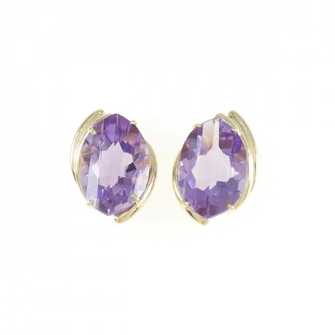 K18YG AMETHYST PIERCE: K18YG Amethyst Pierce Brand: Unbranded Type: Amethyst Pierce/Earring Material: K18 yellow gold, Main Stone/Creation Amethyst Color: Yellow Gold Size: Actual Size Approx. height x width: 16.1mm