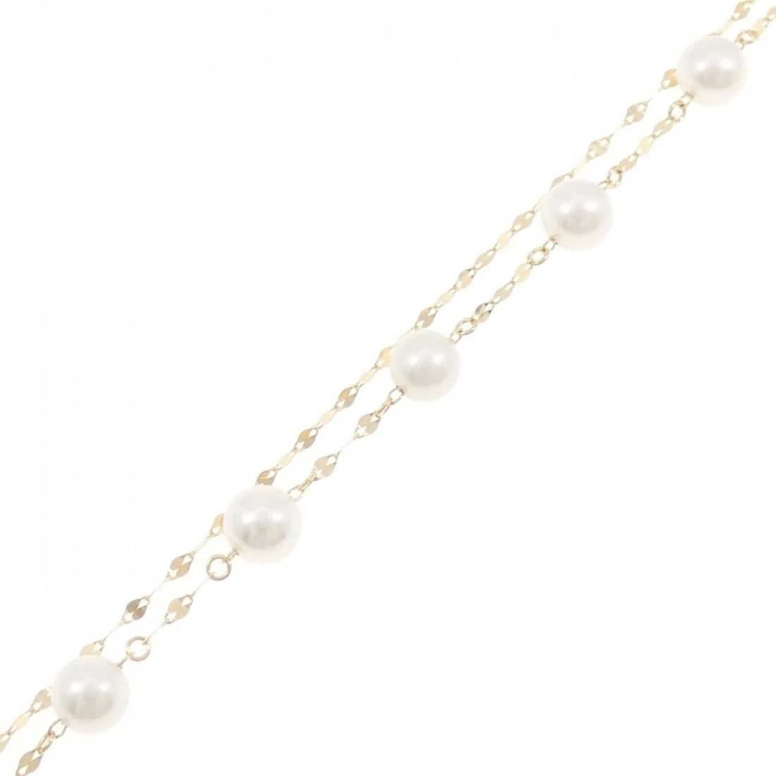 K18YG AKOYA PEARL BRACELET: K18YG Akoya pearl bracelet Brand: Unbranded Type: Akoya pearl bracelet Material: K18 yellow gold, Main Stone/Creation Akoya Pearl Color: Yellow Gold Size: Actual Size Max width approx: 6.8mm 