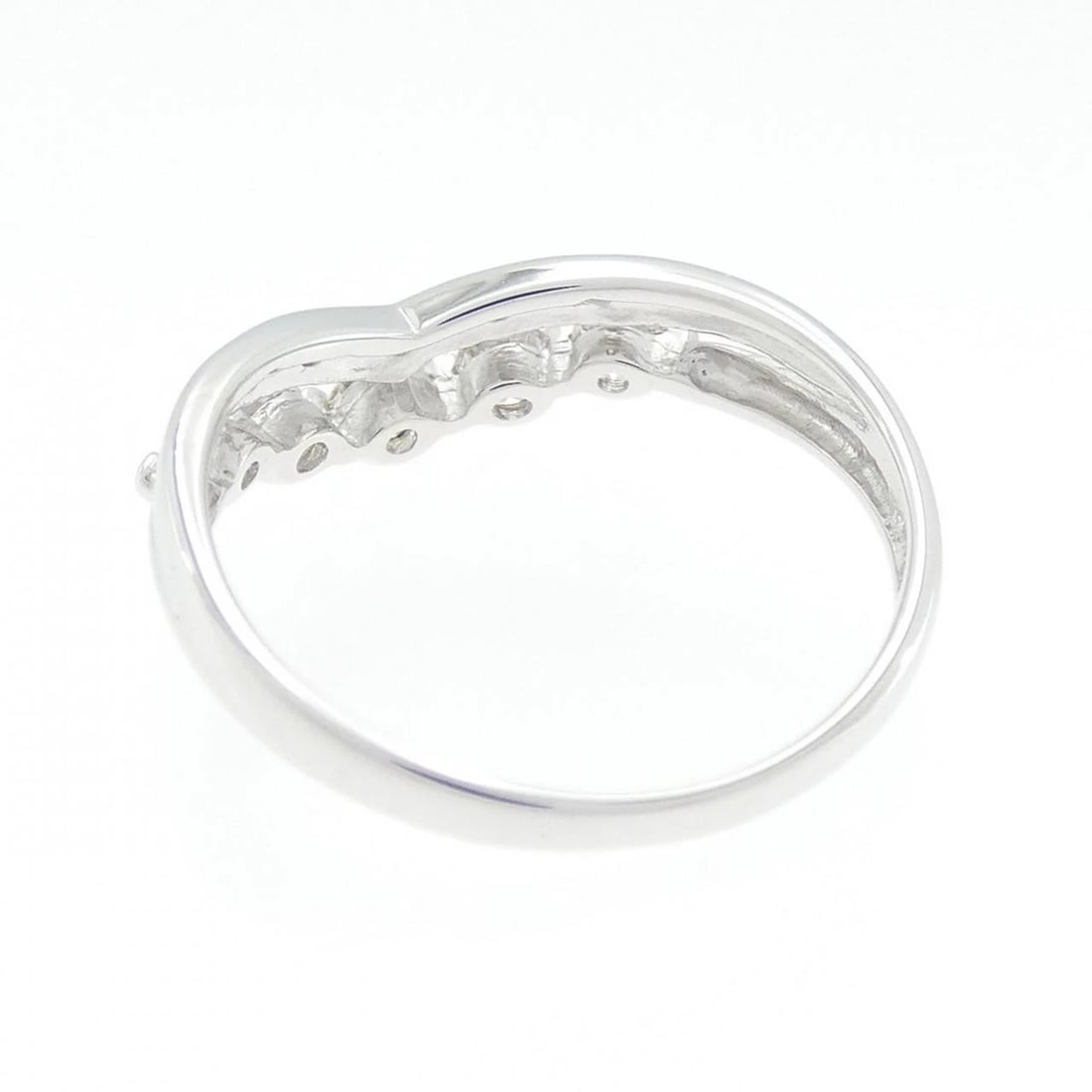 K18WG DIAMOND RING - 2