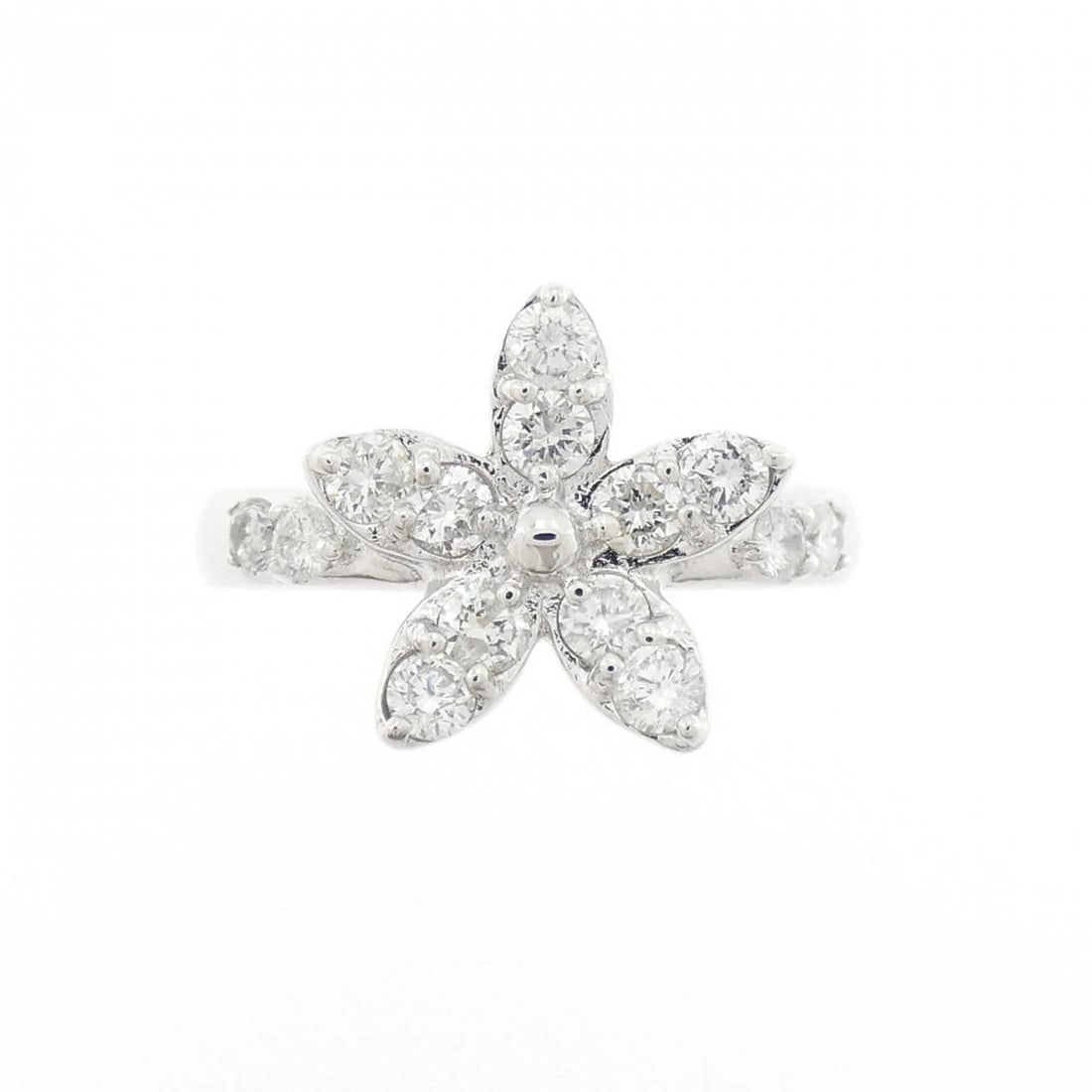 K18WG FLOWER DIAMOND RING: K18WG Flower Diamond Ring Brand: Unbranded Type: Diamond Ring Material: K18 white gold, Main Stone/Creation Natural Color: White Gold Size: US4 Accessories: None Accessories Notice: When