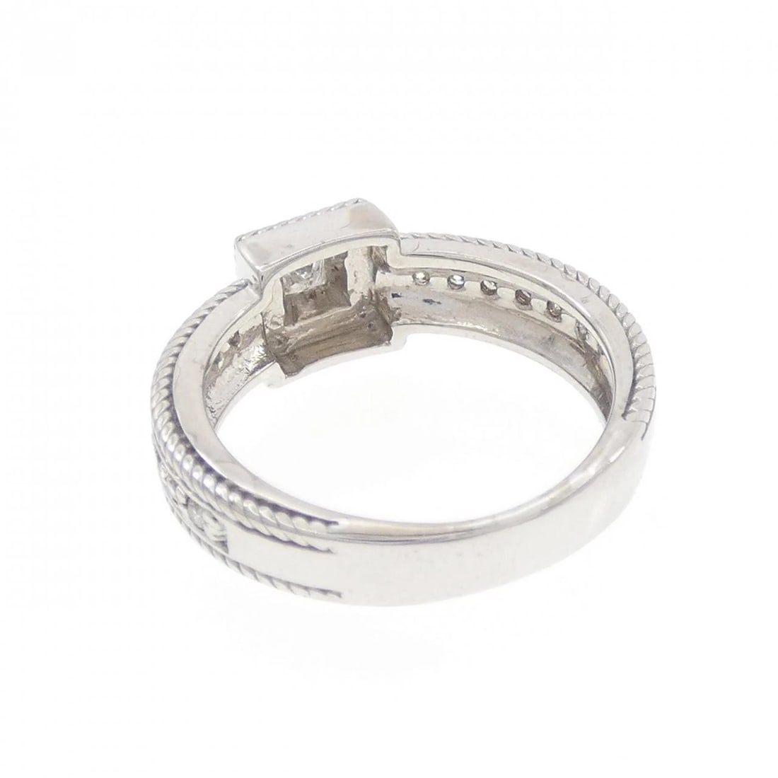 K18WG DIAMOND RING - 2