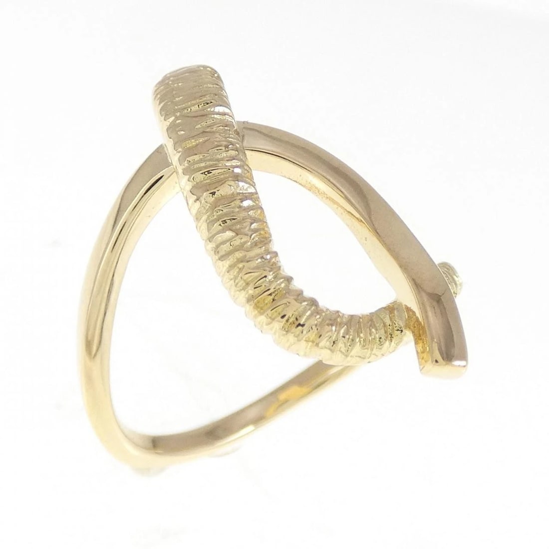 750YG RING: 750YG ring Brand: Unbranded Type: ring Material: 750 yellow gold, Color: Yellow Gold Size: US5 1/2 Accessories: None Accessories Notice: When purchasing pre-owned goods, please refer to the