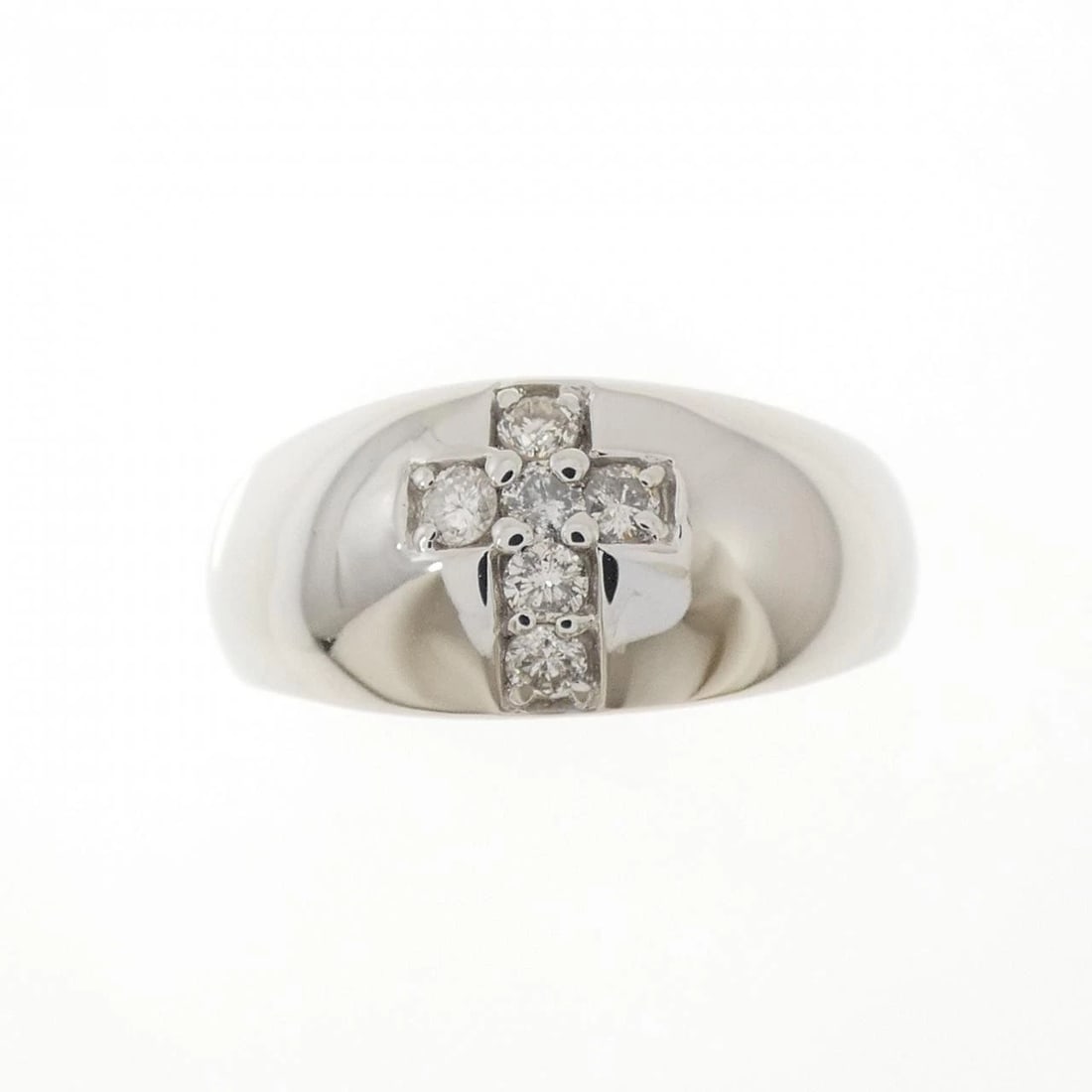 PT900 CROSS DIAMOND RING: PT900 Cross Diamond Ring Brand: Unbranded Type: Diamond Ring Material: Platinum900, Main Stone/Creation Natural Color: Silver Size: US6 1/4 Accessories: None Accessories Notice: When