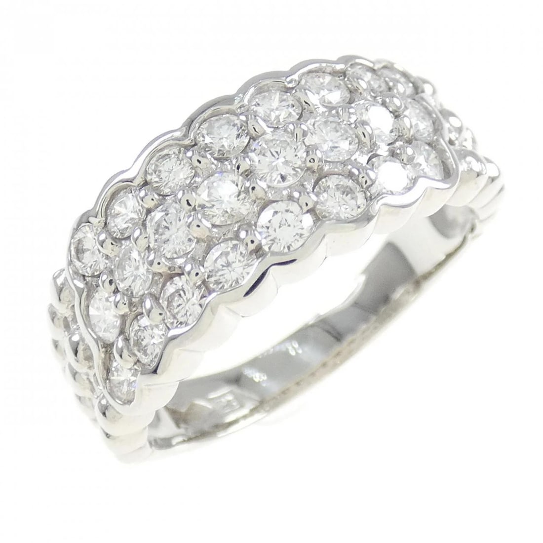 PT900 DIAMOND RING: PT900 Diamond Ring Brand: Unbranded Type: Diamond ring Material: Platinum900, Main Stone/Creation Natural Color: Silver Size: US10.5 Accessories: None Accessories Notice: When purchasing p