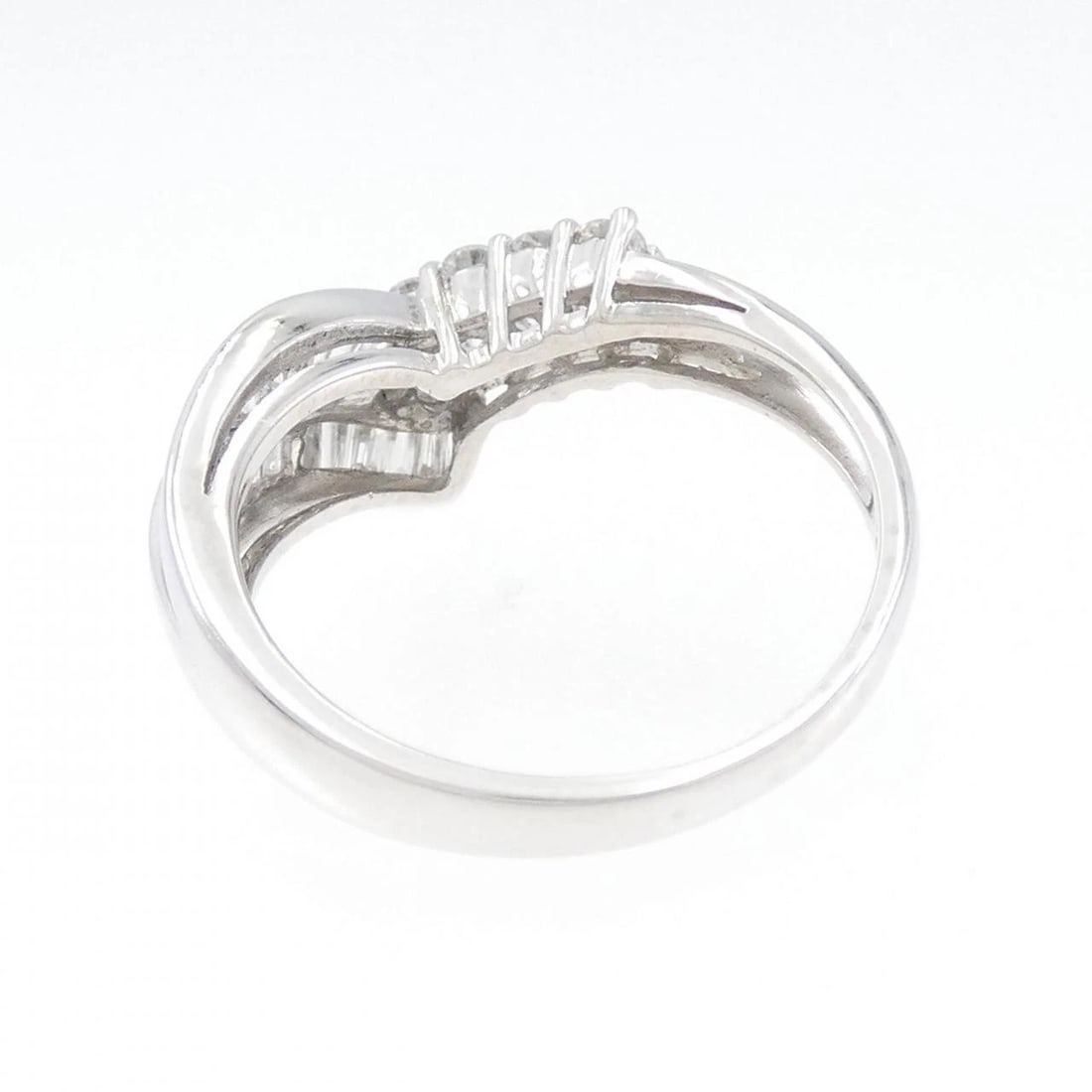 PT DIAMOND RING - 2