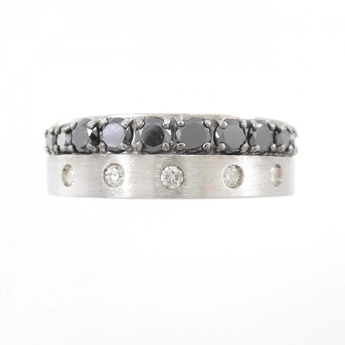 K18WG DIAMOND RING - 2