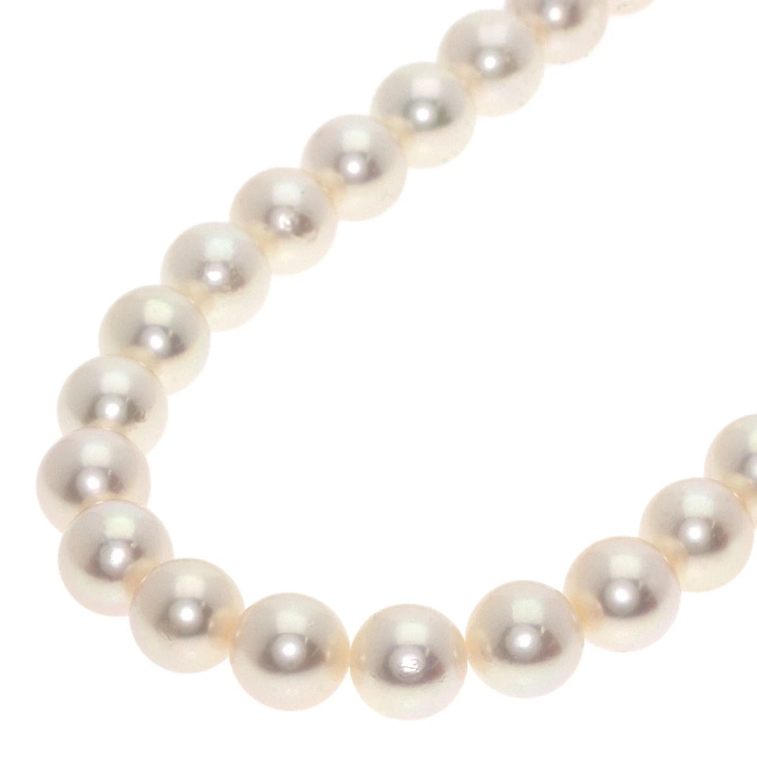 TASAKI AKOYA PEARL NECKLACE SILVER: TASAKI Akoya Pearl Necklace Silver Brand: TASAKI Type: Necklace Material: Silver, Main Stone/Creation Akoya pearl Color: Silver Size: Size/Spec Stone Size:0.3inch/7-7.3mm Chain