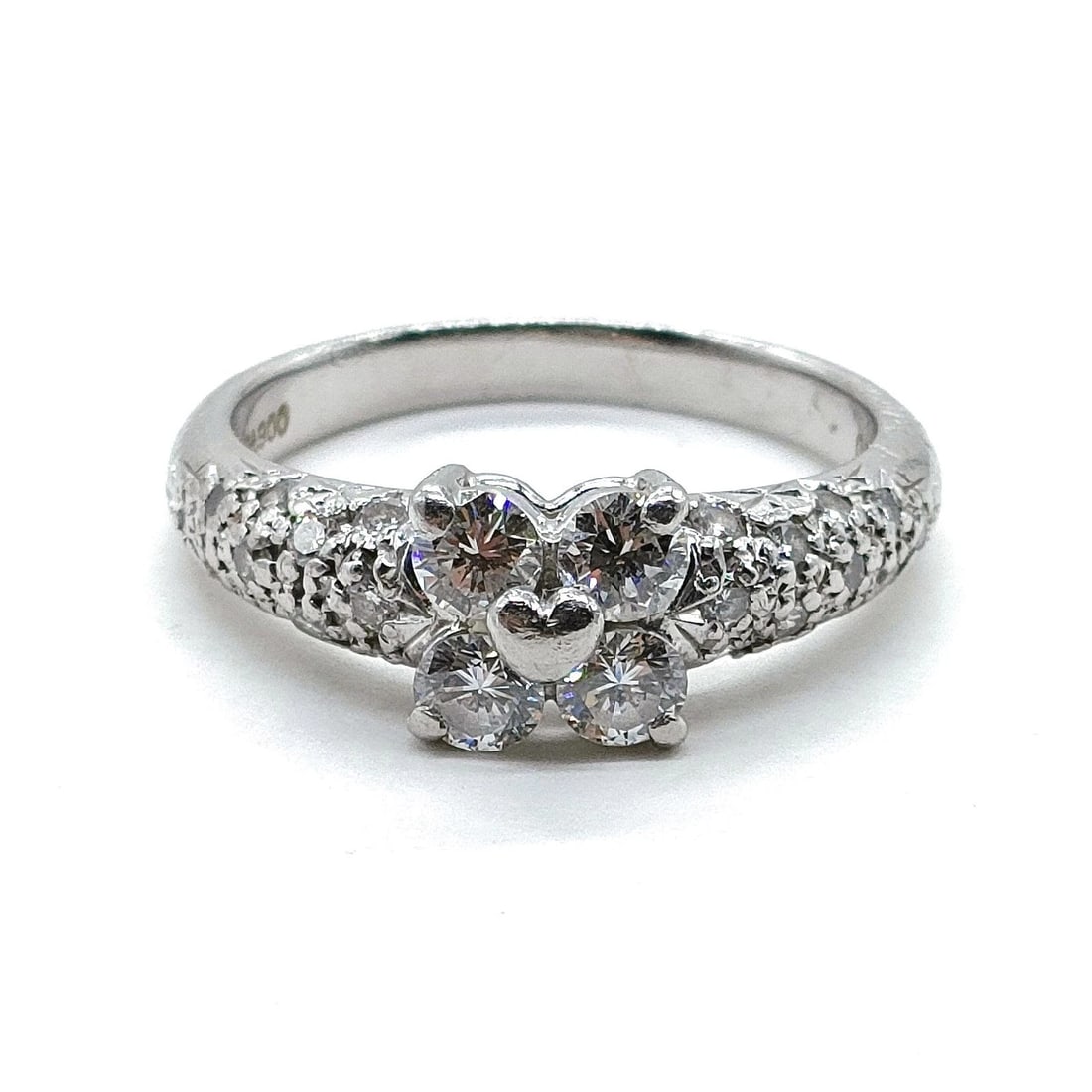 TASAKI RING NATURAL DIAMOND PLATINUM: TASAKI Ring Natural Diamond Platinum Brand: TASAKI Type: Ring Material: Platinum, Color: Platinum Size: US 5 3/4 Accessories: None Accessories Notice: When purchasing pre-owned goods, plea