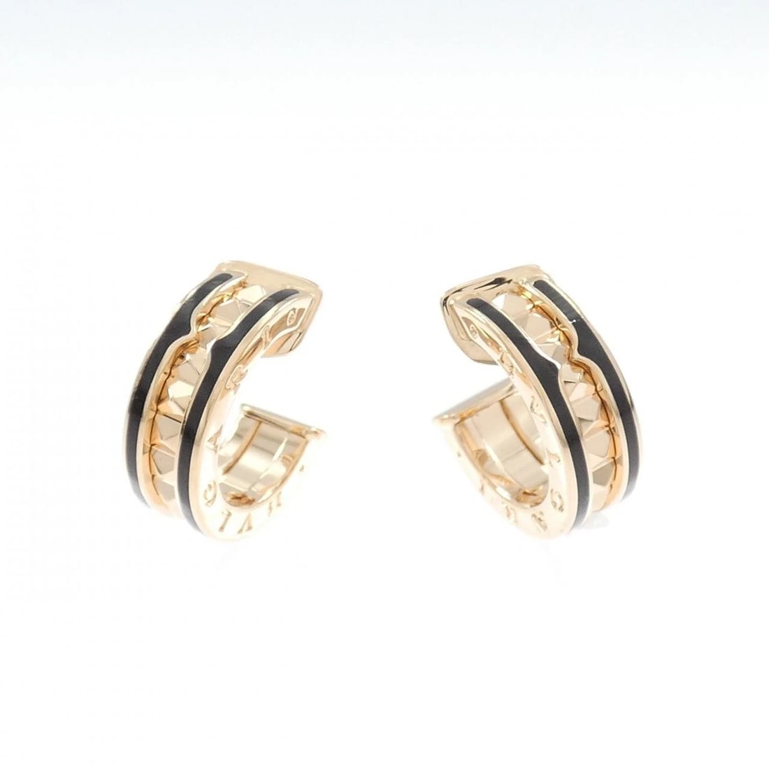 BVLGARI B.ZERO1 PIERCE: Bvlgari B.zero1 Pierce Brand: BVLGARI Type: Bvlgari Pierce/Earring Material: 750 pink gold/ceramic, Color: pink gold/ceramic Size: Approx. height x width: 15.8mm x 5.2mm Accessories: None
