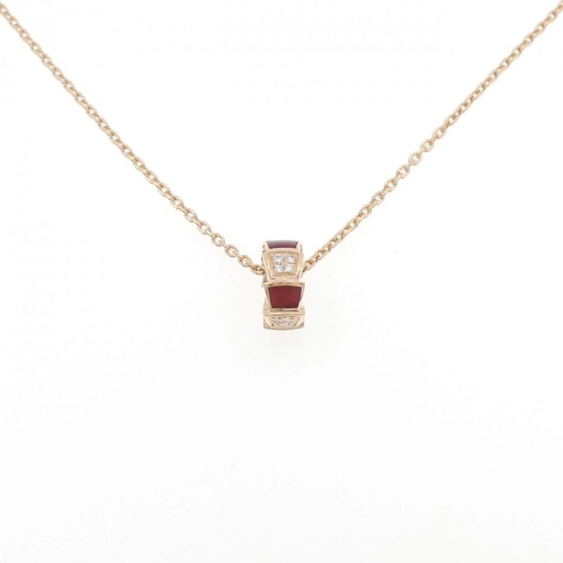 BVLGARI SERPENTI VIPER NECKLACE: Bvlgari Serpenti Viper Necklace Brand: BVLGARI Type: Necklace Material: 750 Pink Gold, Main Stone/Creation Carnelian Secondary Stone Natural Color: Pink Gold Size: 42?44cmActual Size Pendant lengt