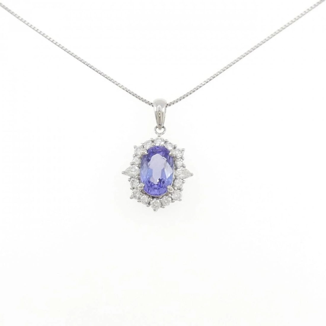 PT900/PT850 TANZANITE NECKLACE: PT900/PT850 Tanzanite Necklace Brand: Unbranded Type: Tanzanite Necklace Material: Platinum900/Platinum850, Main Stone/Creation Tanzanite Secondary Stone Natural Color: None Size: Actual Size