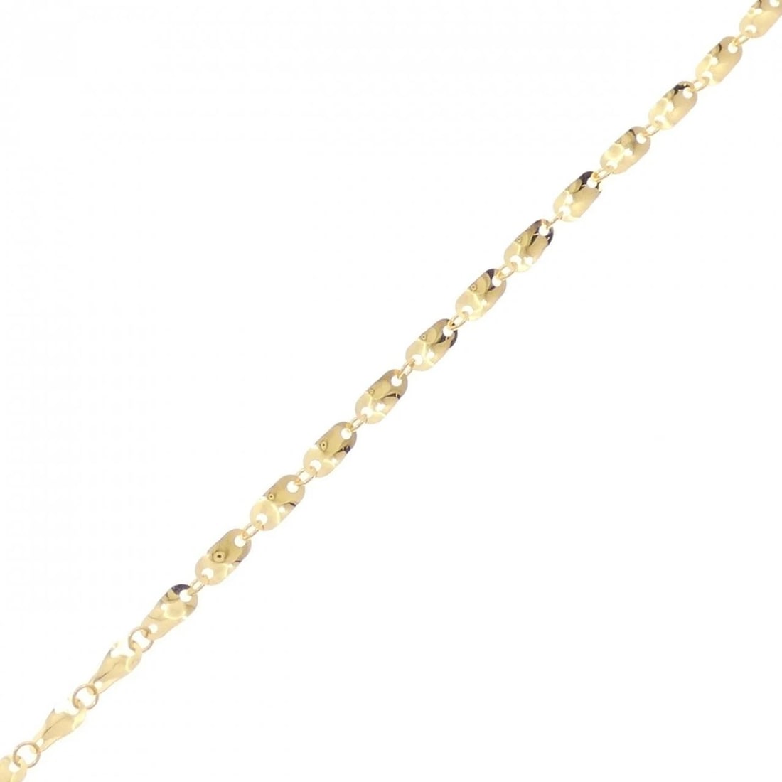 24KYG BRACELET: 24KYG Bracelet Brand: Unbranded Type: bracelet Material: K24 yellow gold, Color: Yellow Gold Size: Actual Size Max width approx: 2.8mm Size 18.5cm Accessories: None Accessories Notice: When