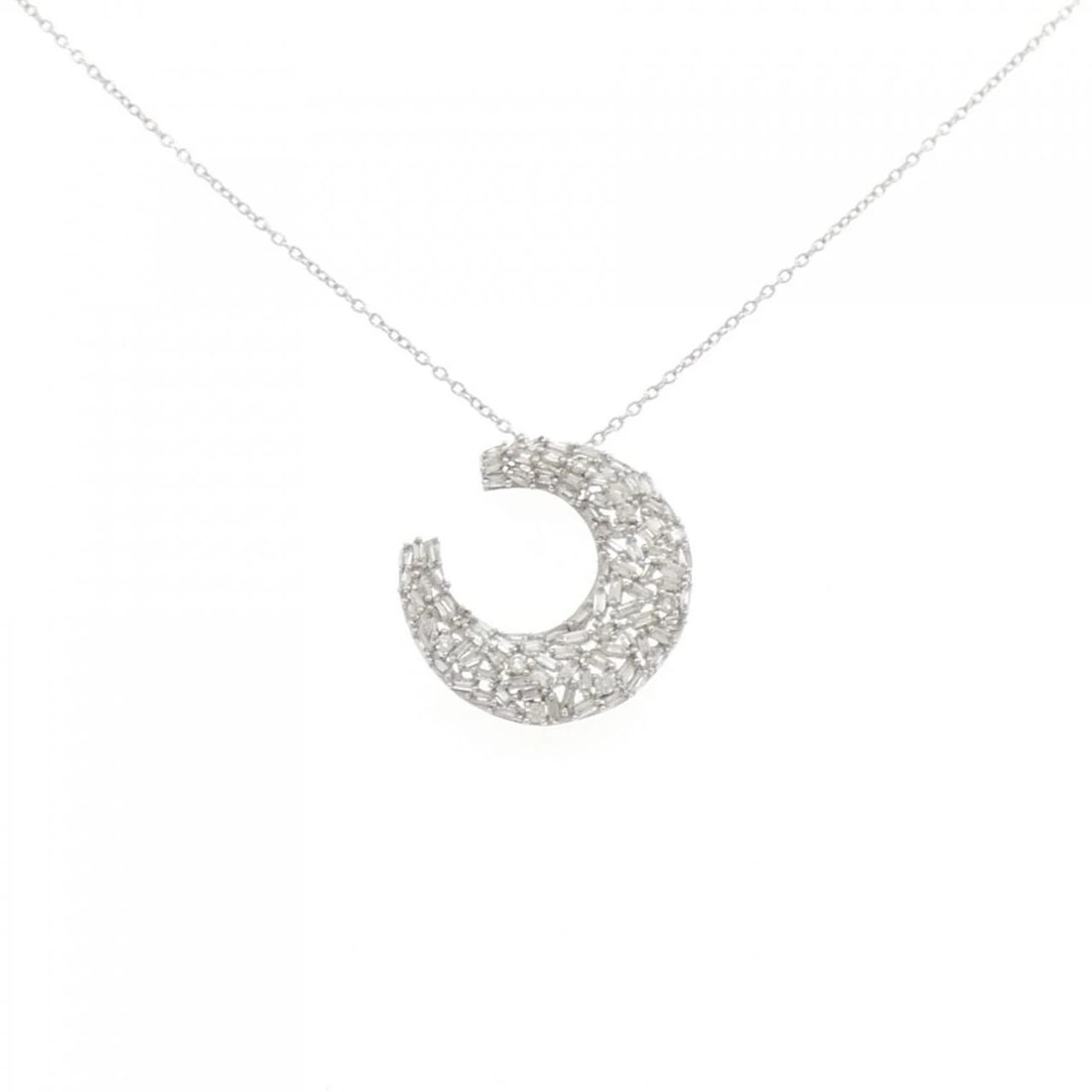 K18WG DIAMOND NECKLACE: K18WG Diamond Necklace Brand: Unbranded Type: Diamond Necklace Material: K18 white gold, Main Stone/Creation Natural Color: White Gold Size: Actual Size Pendant length approx. x width approx.: