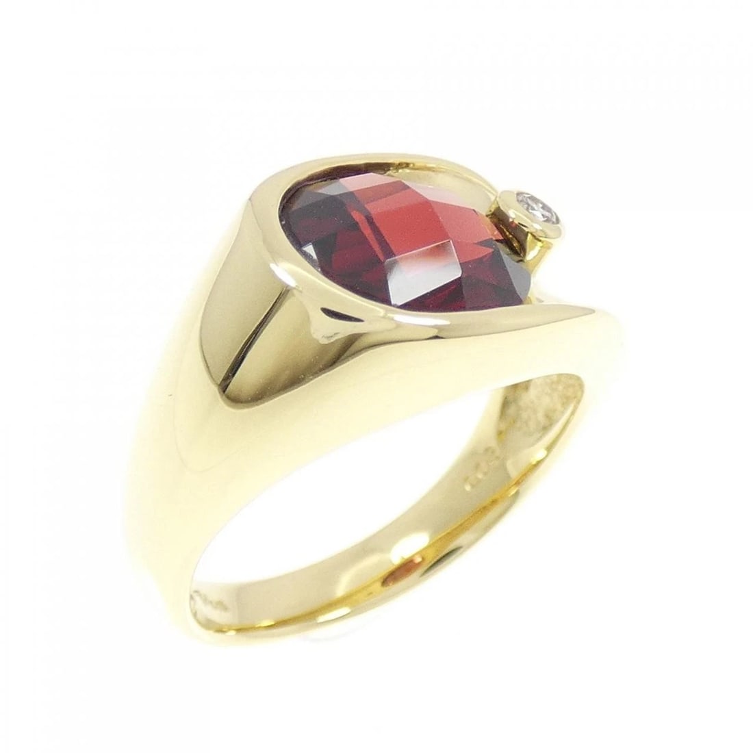 K18YG GARNET RING: K18YG Garnet Ring Brand: Unbranded Type: Garnet Ring Material: K18 yellow gold, Main Stone/Creation Garnet Secondary Stone Natural Color: Yellow Gold Size: US6 1/4 Accessories: None