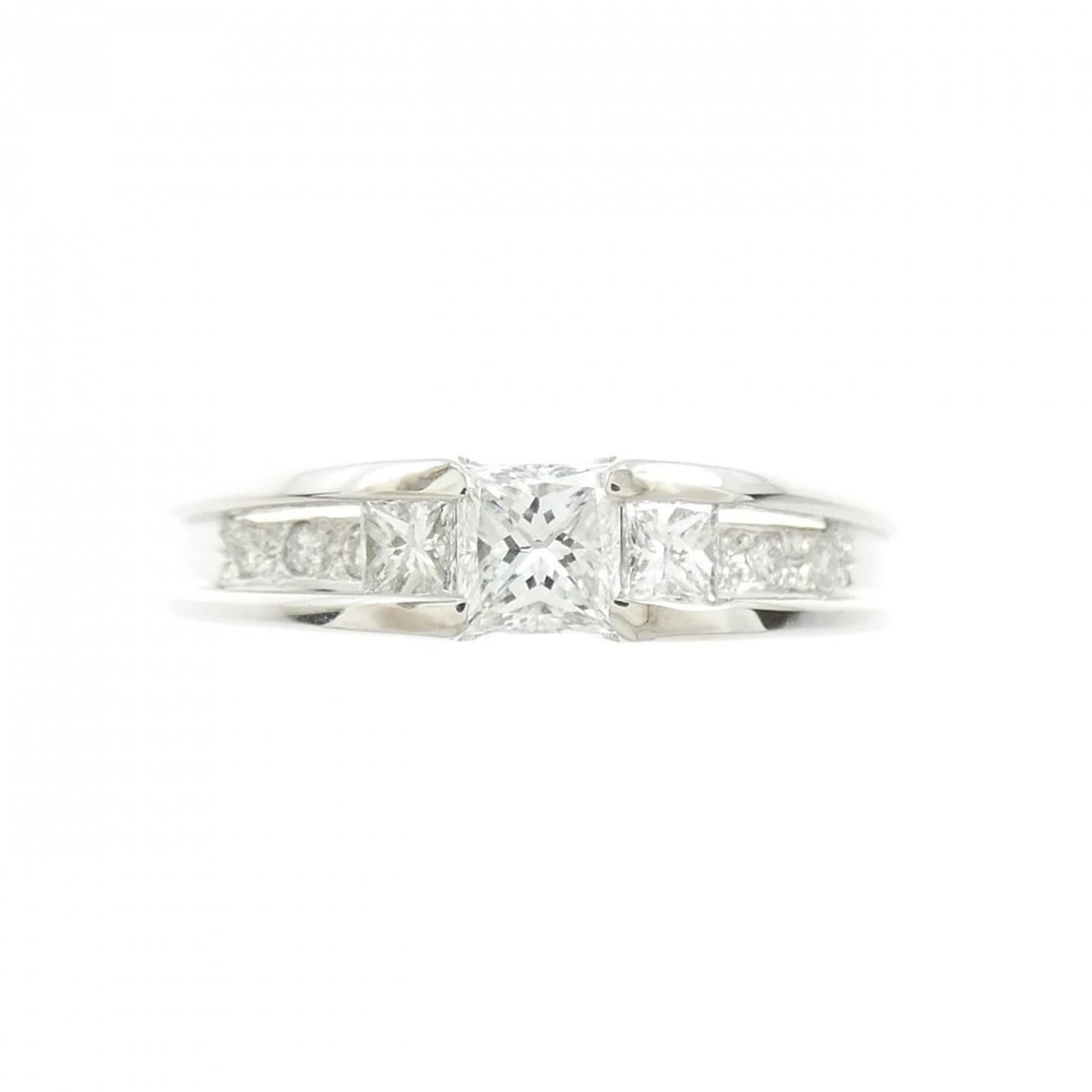 PT900 DIAMOND RING - 2