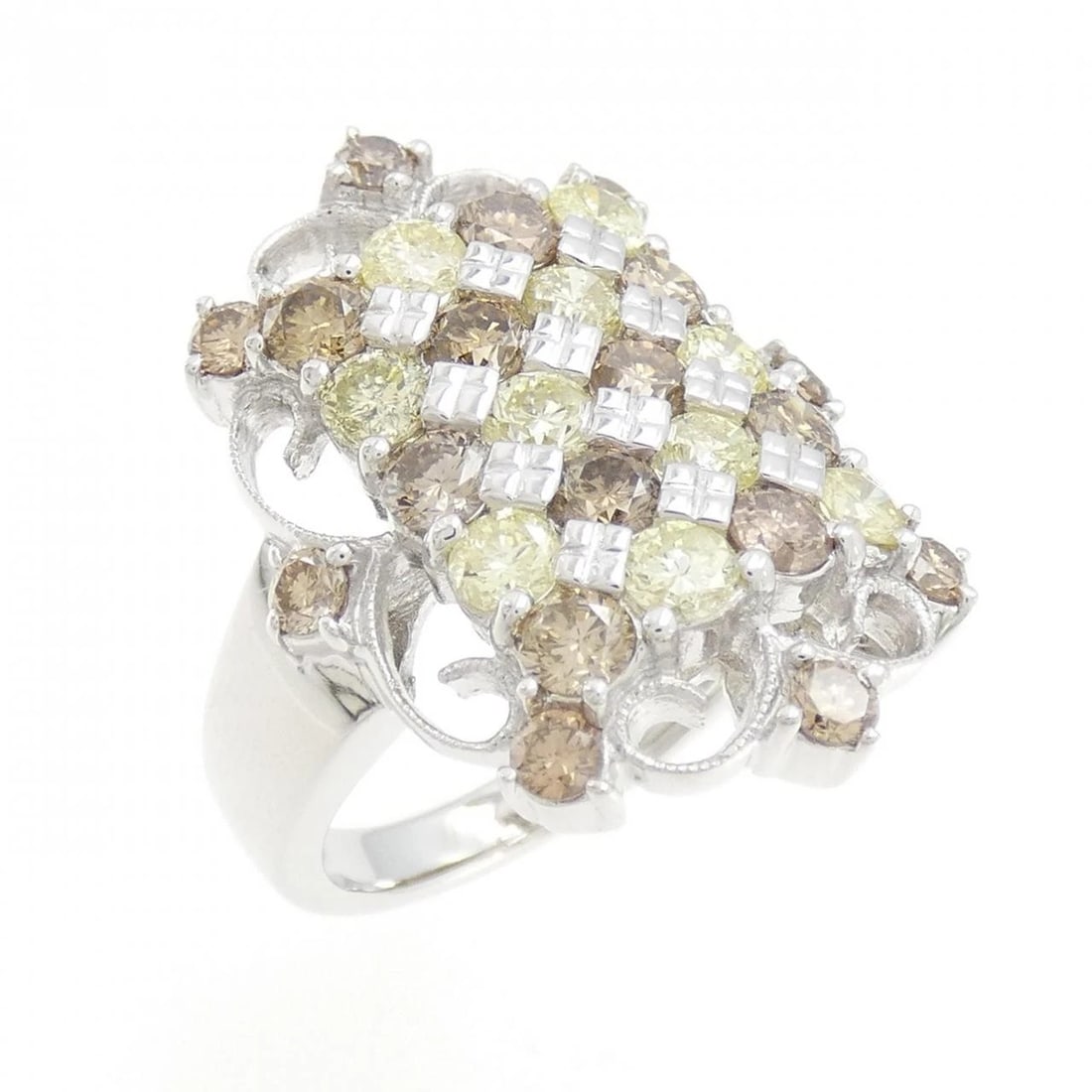 K18WG DIAMOND RING: K18WG Diamond Ring Brand: Unbranded Type: Diamond Ring Material: K18 white gold, Main Stone/Creation Natural Color: White Gold Size: US6 1/4 Accessories: None Accessories Notice: When