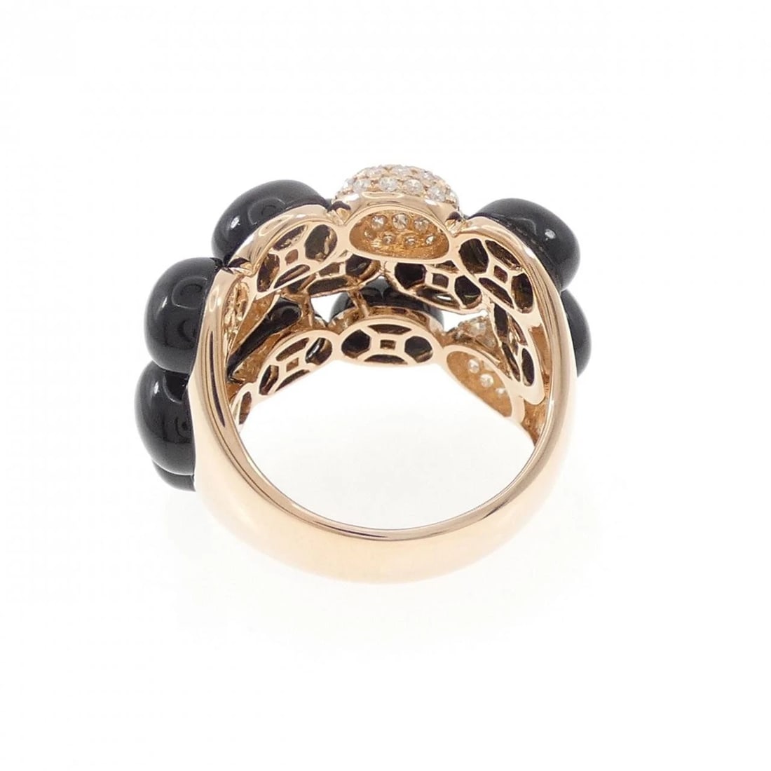 750PG ONYX RING: 750PG Onyx Ring Brand: Unbranded Type: Onyx Ring Material: 750 Pink Gold, Main Stone/Creation Onyx Secondary Stone Natural Color: Pink Gold Size: US7 3/4 Accessories: None Accessories Noti