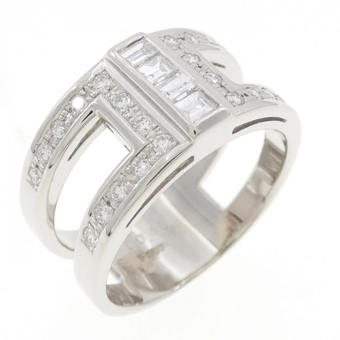 PT900 DIAMOND RING: PT900 Diamond Ring Brand: Unbranded Type: Diamond ring Material: Platinum900, Main Stone/Creation Natural Color: None Size: US7 1/4 Accessories: None Accessories Notice: When purchasing pr