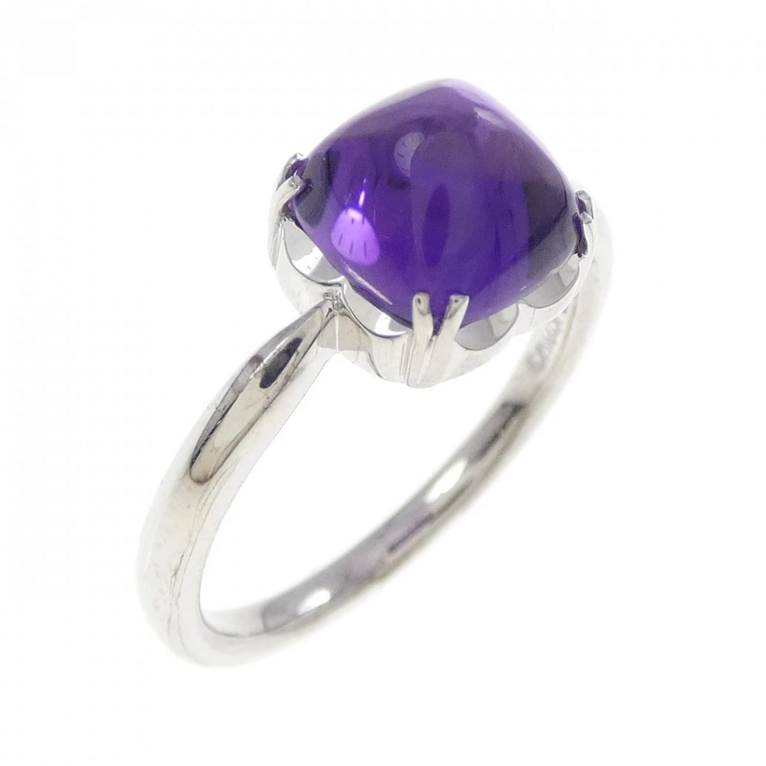 K18WG AMETHYST RING: K18WG Amethyst Ring Brand: Unbranded Type: Amethyst ring Material: K18 white gold, Main Stone/Creation Amethyst Color: White Gold Size: US5 1/4 Accessories: None Accessories Notice: When