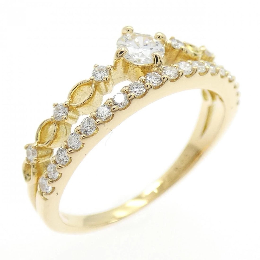 K18YG DIAMOND RING: K18YG Diamond Ring Brand: Unbranded Type: Diamond Ring Material: K18 yellow gold, Main Stone/Creation Natural Color: Yellow Gold Size: US5 3/4 Accessories: None Accessories Notice: When
