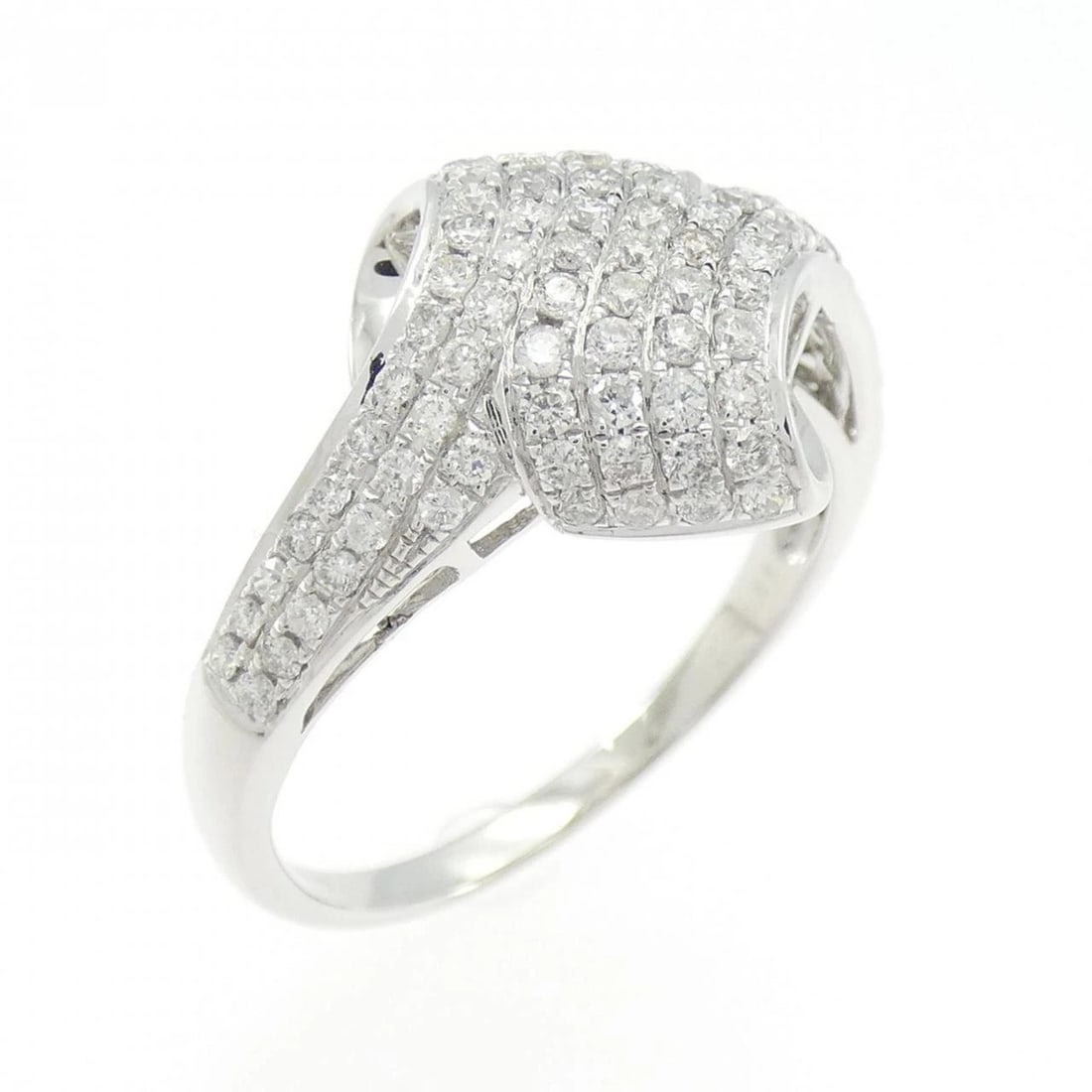 K18WG DIAMOND RING: K18WG Diamond Ring Brand: Unbranded Type: Diamond ring Material: K18 white gold, Main Stone/Creation Natural Color: White Gold Size: US9 Accessories: None Accessories Notice: When purchasing