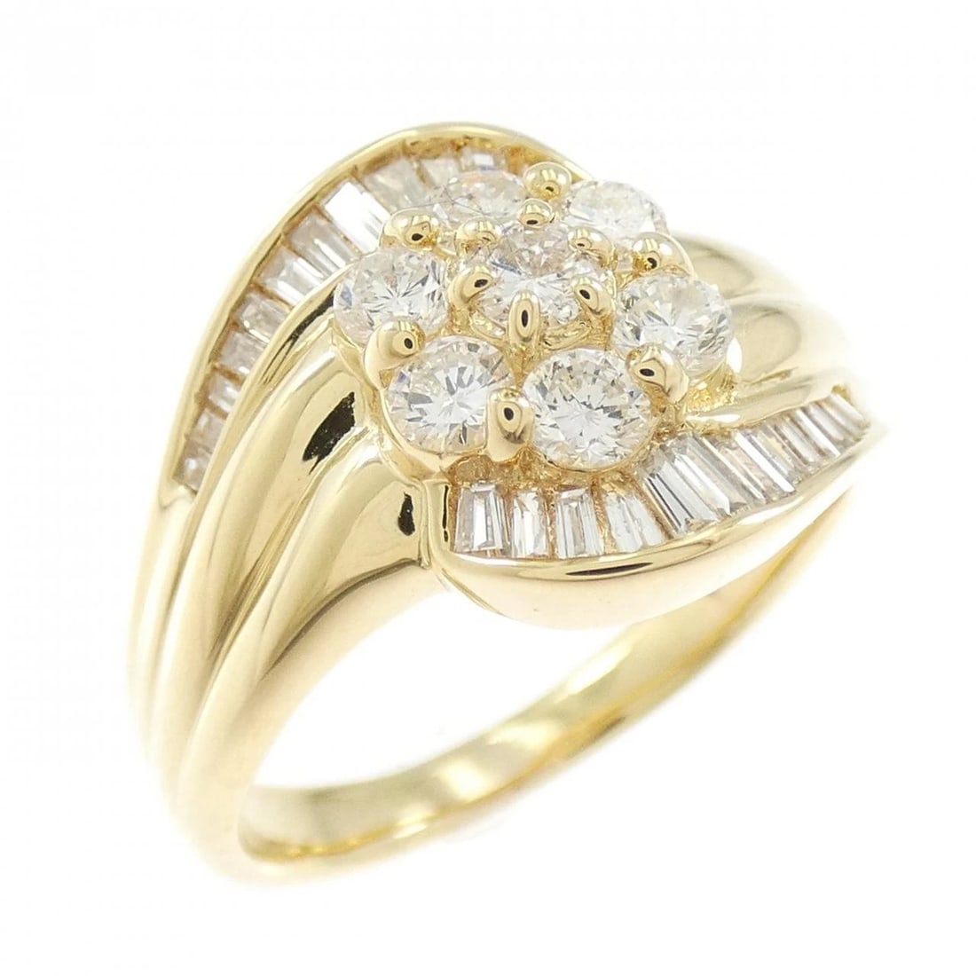 K18YG DIAMOND RING: K18YG Diamond Ring Brand: Unbranded Type: Diamond ring Material: K18 yellow gold, Main Stone/Creation Natural Color: Yellow Gold Size: US5 3/4 Accessories: None Accessories Notice: When