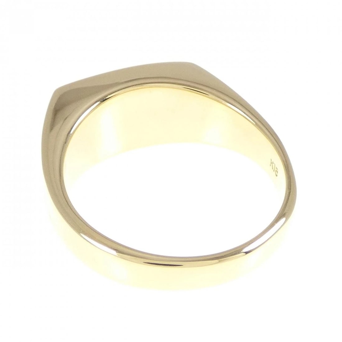 K18YG ONYX RING: K18YG Onyx Ring Brand: Unbranded Type: Onyx ring Material: K18YG, Main Stone/Creation Onyx Color: Yellow Gold Size: US10.25 Accessories: None Accessories Notice: When purchasing pre-owned