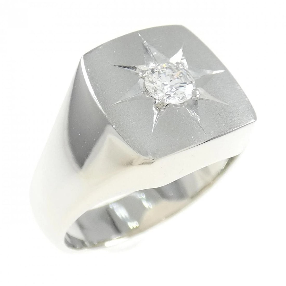 PT900 DIAMOND RING: PT900 Diamond Ring Brand: Unbranded Type: Diamond ring Material: Platinum900, Main Stone/Creation Natural Color: None Size: US11.75 Accessories: None Accessories Notice: When purchasing