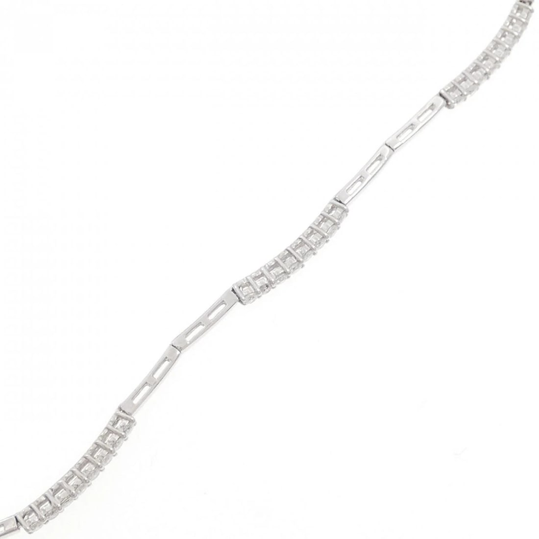K18WG DIAMOND BRACELET: K18WG Diamond Bracelet Brand: Unbranded Type: Diamond Bure Rubbed T Material: K18 white gold, Main Stone/Creation Natural Color: White Gold Size: Actual Size Max width approx: 1.9mm Size 18cm 