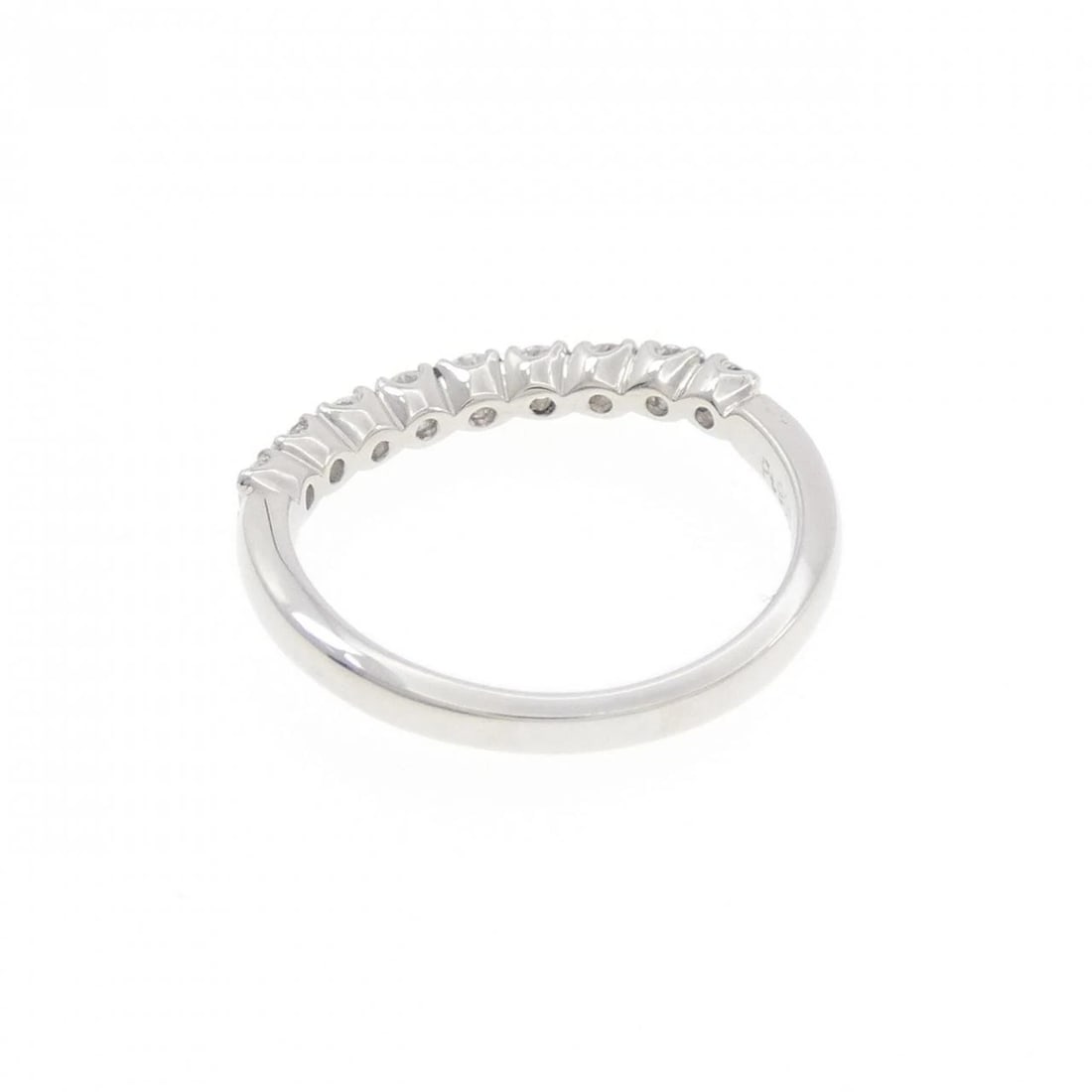 VENDOME DIAMOND PINKY RING: Vendome Diamond Pinky Ring Brand: VANDOME Type: Vendome ring Material: Platinum900, Main Stone/Creation Natural Color: None Size: US2.5 Accessories: None Accessories Notice: When purchasing