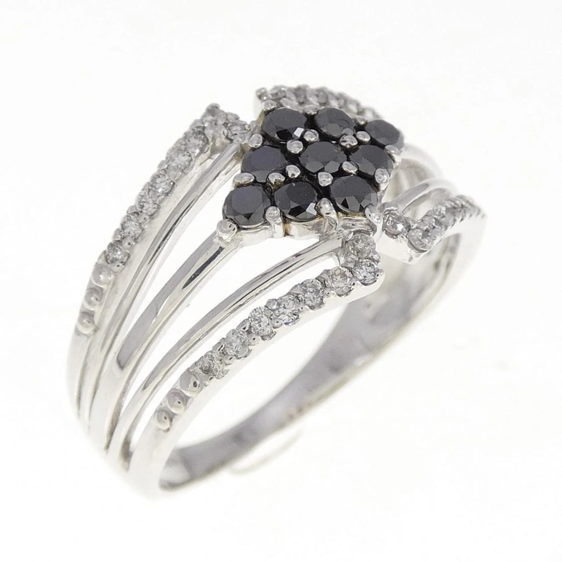 K18WG DIAMOND RING: K18WG Diamond Ring Brand: Unbranded Type: Diamond ring Material: K18 white gold, Main Stone/Creation Natural Color: White Gold Size: US5 3/4 Accessories: None Accessories Notice: When