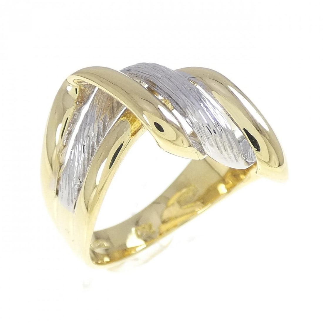 750YG/750WG RING: 750YG/750WG ring Brand: Unbranded Type: Ring Material: 750YG/750WG, Color: Yellow Gold White Gold Size: US6 1/2 Accessories: None Accessories Notice: When purchasing pre-owned goods, please